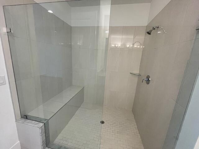 8074 Hobbes Way