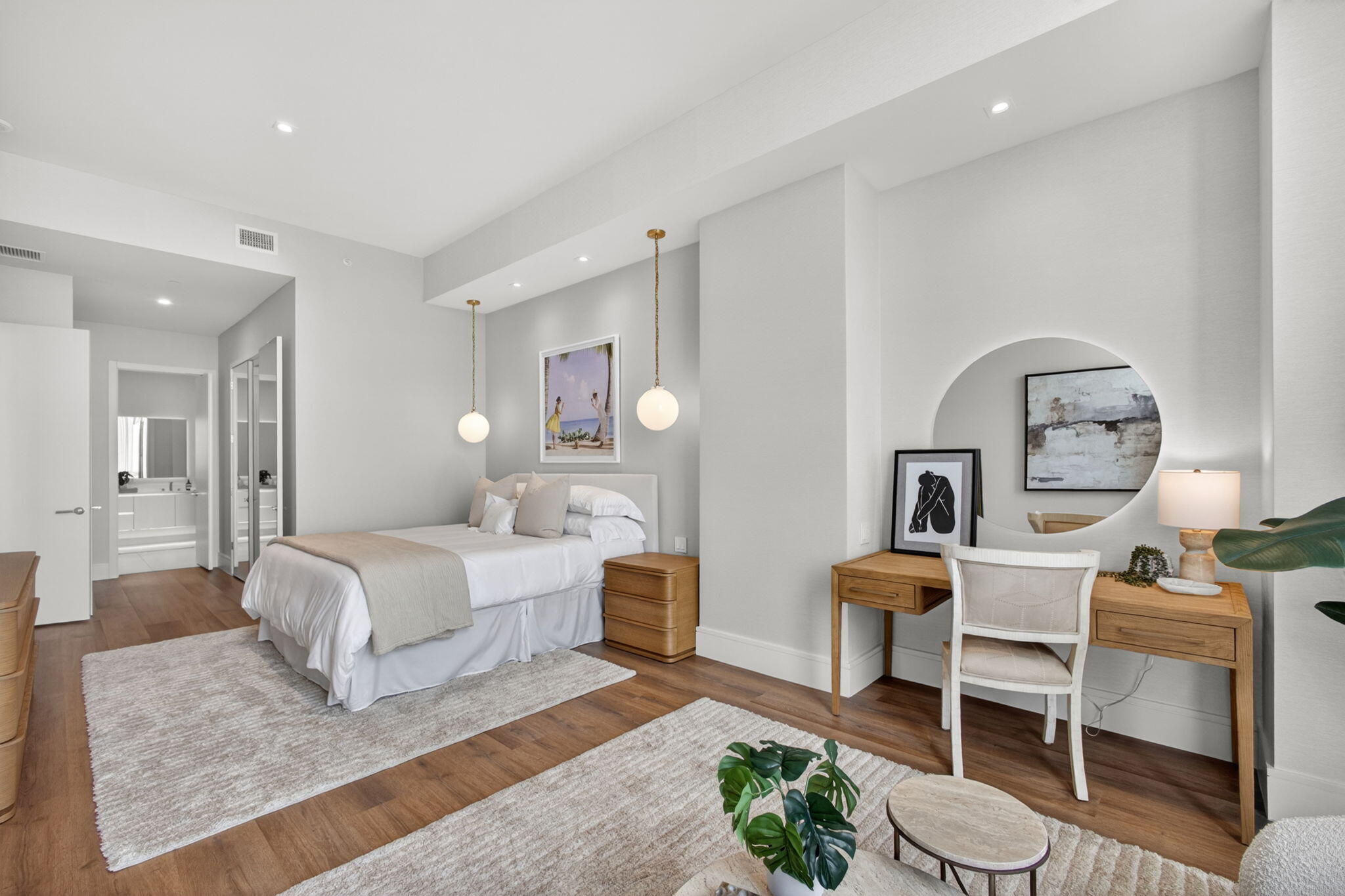 220 Lake Shore Drive 613