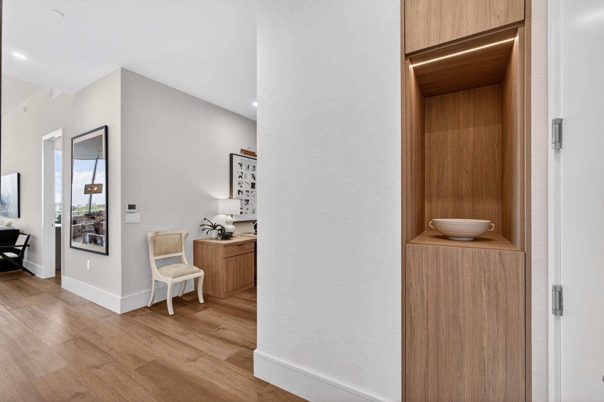 220 Lake Shore Drive 613