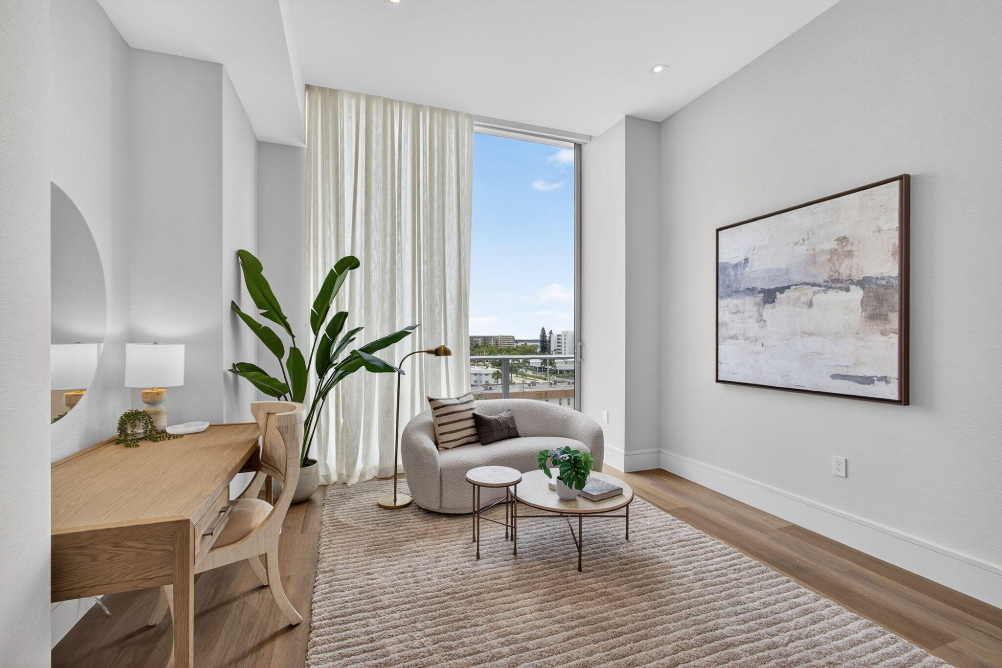 220 Lake Shore Drive 613