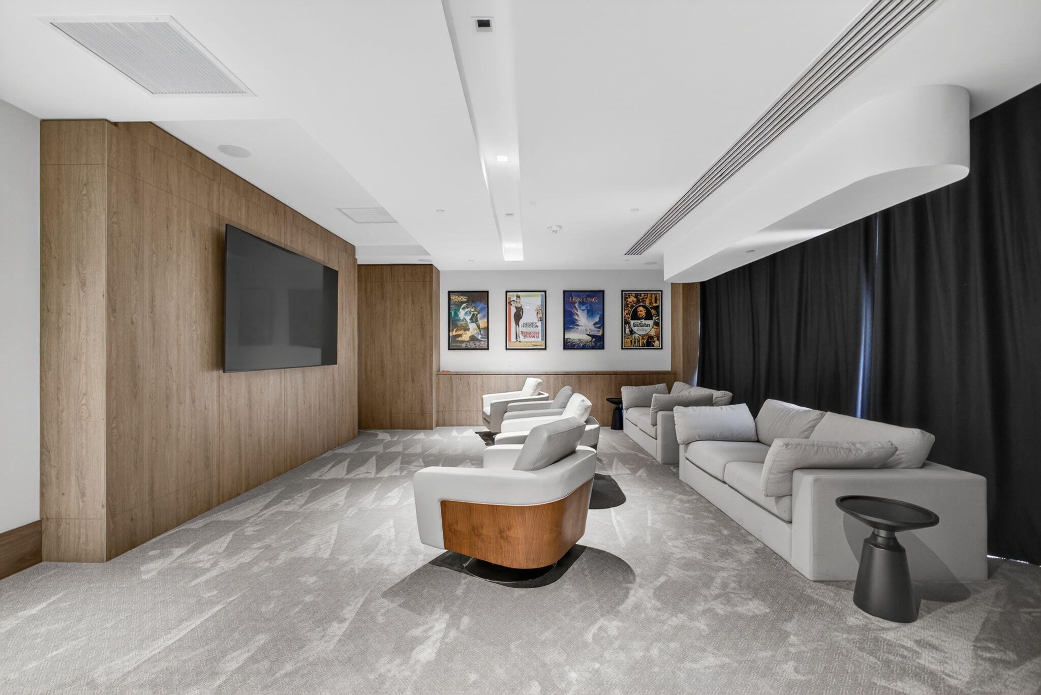 220 Lake Shore Drive 613