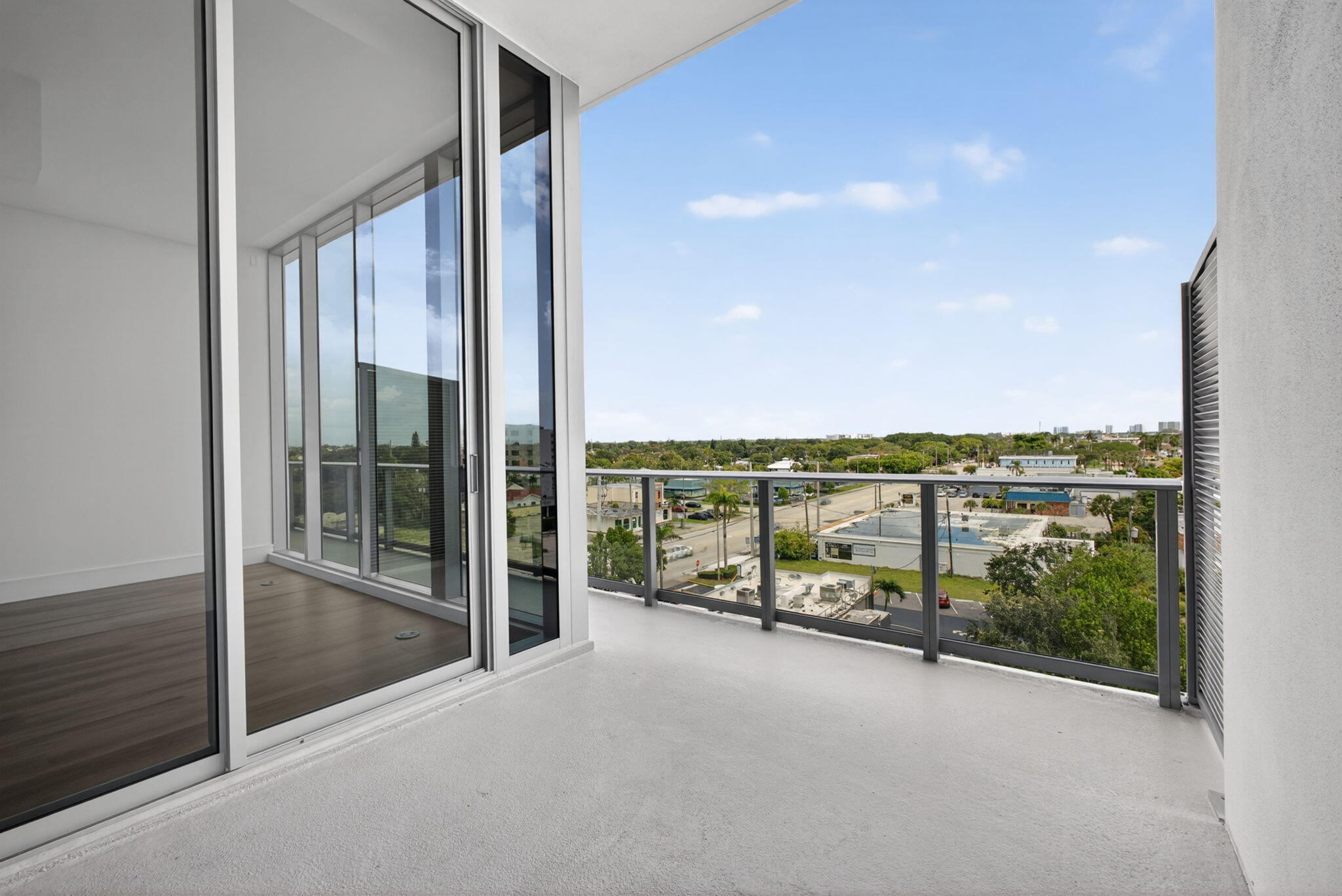 220 Lake Shore Drive 617