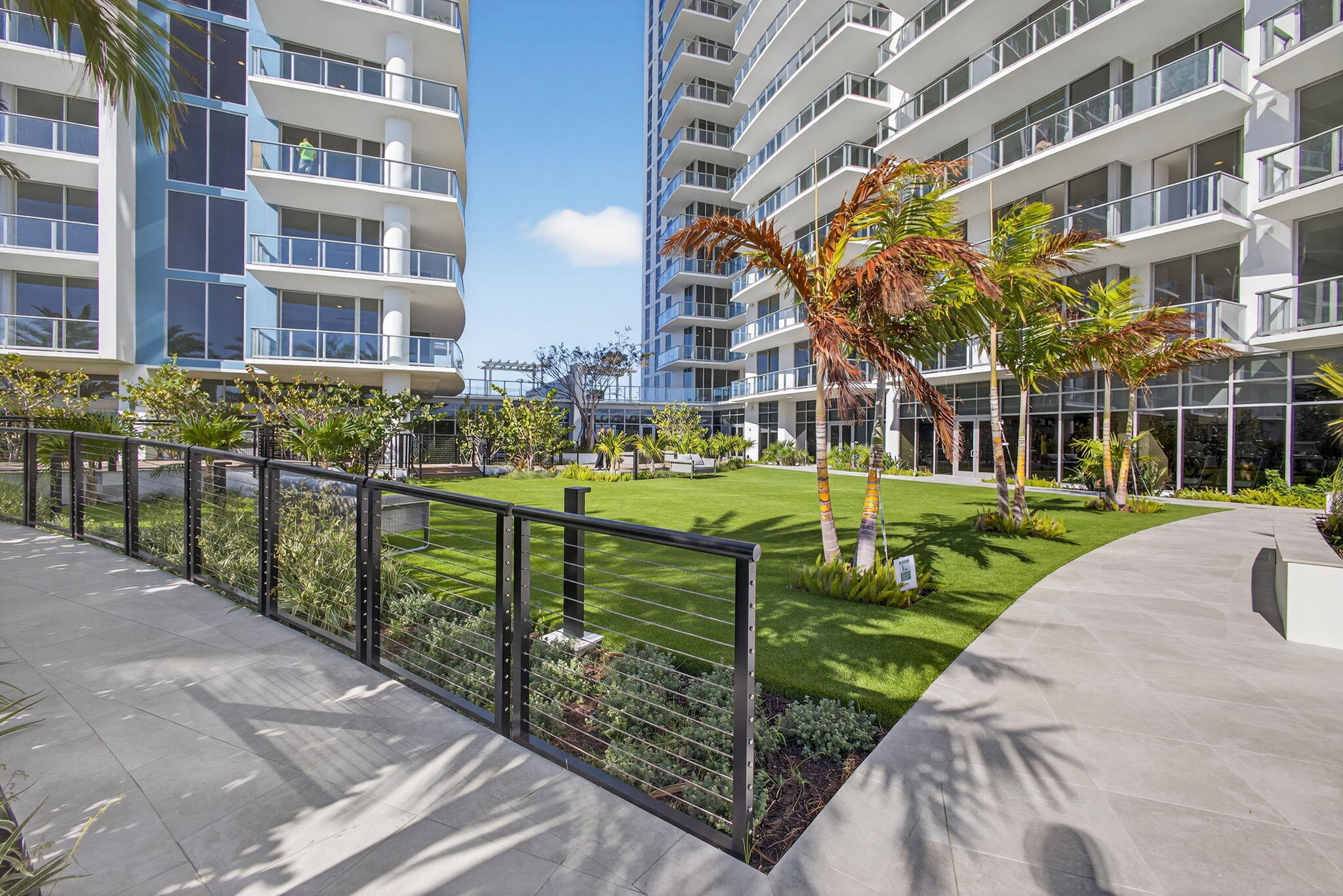 220 Lake Shore Drive 617