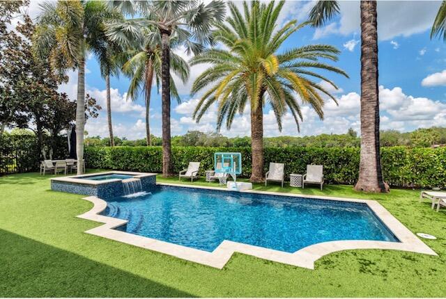 11125 Green Bayberry Drive