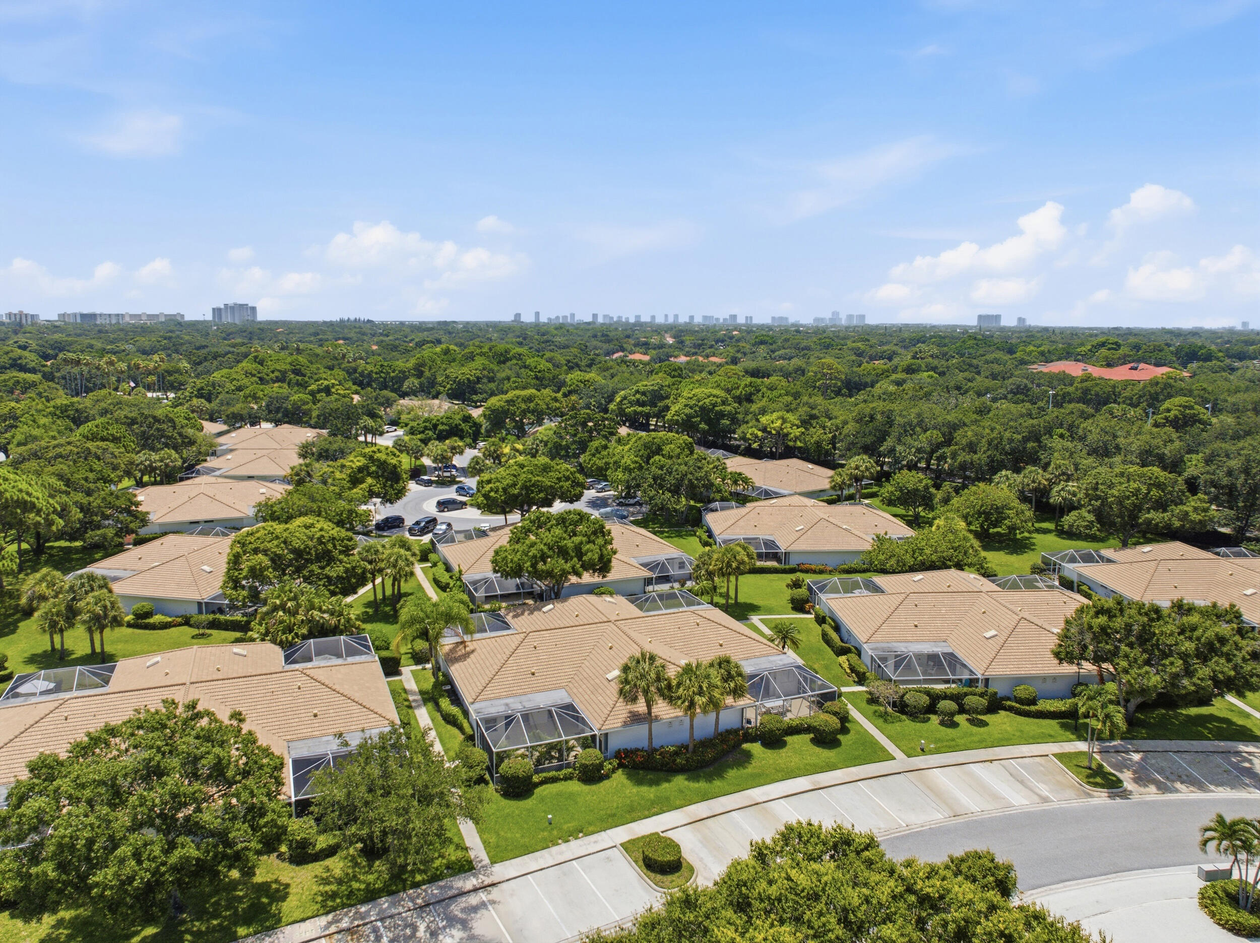 10701 Chapman Oak Court