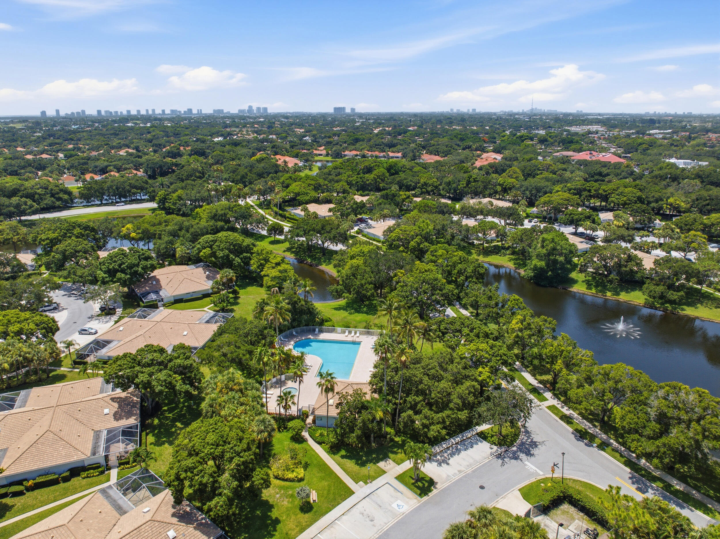10701 Chapman Oak Court