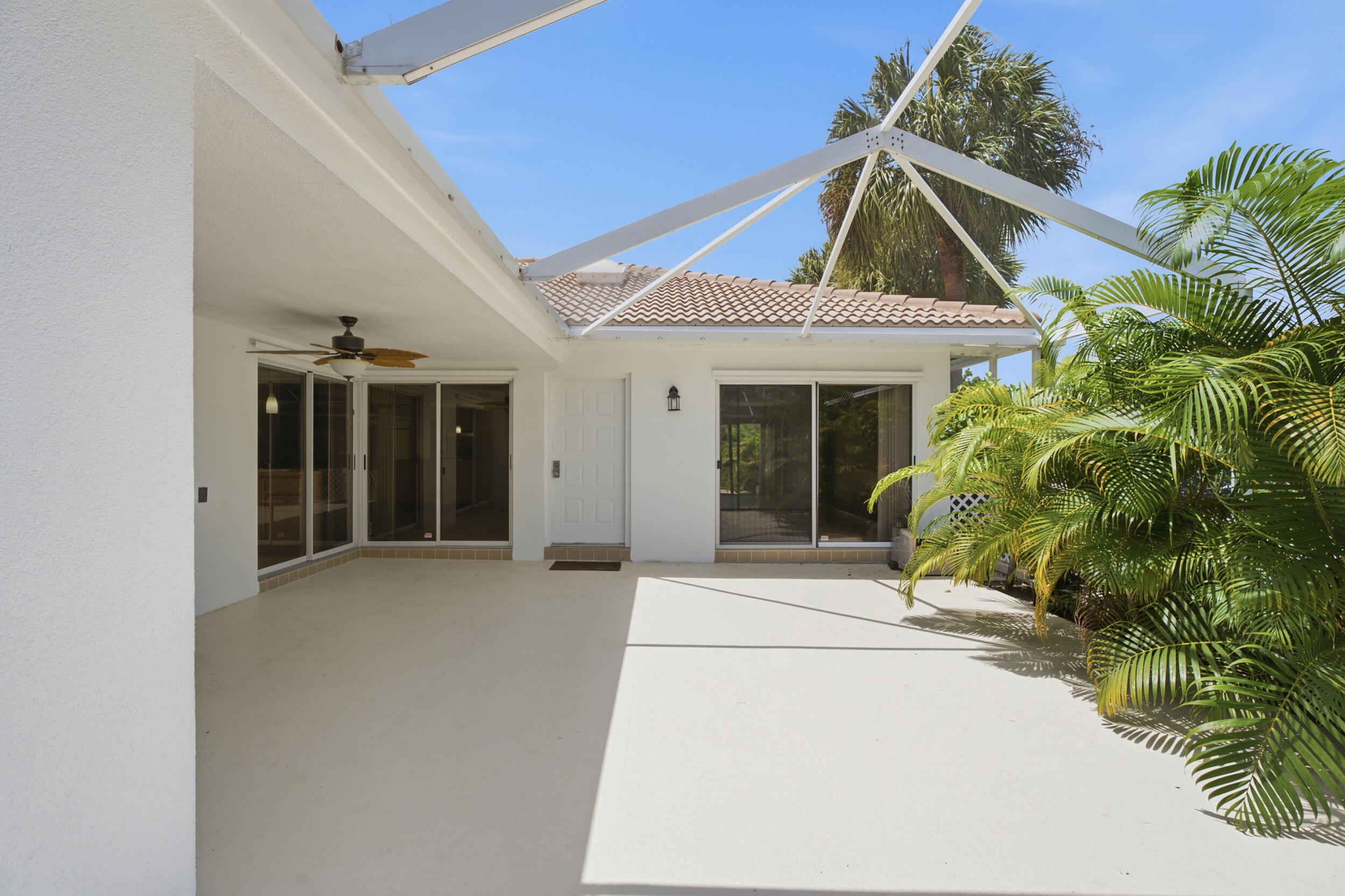 10701 Chapman Oak Court