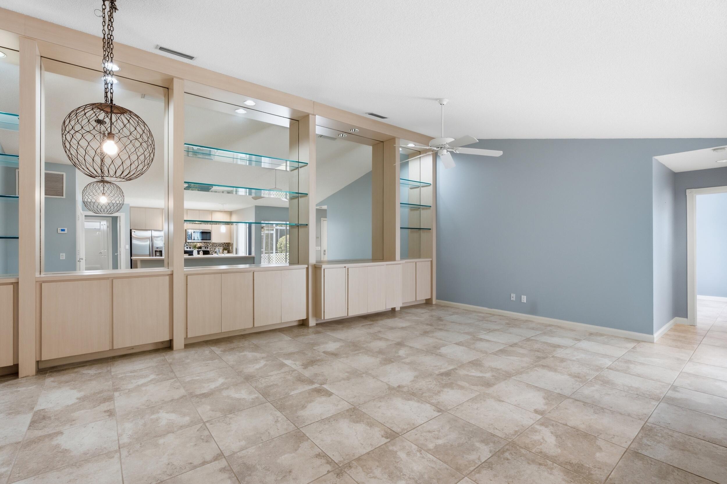 10701 Chapman Oak Court