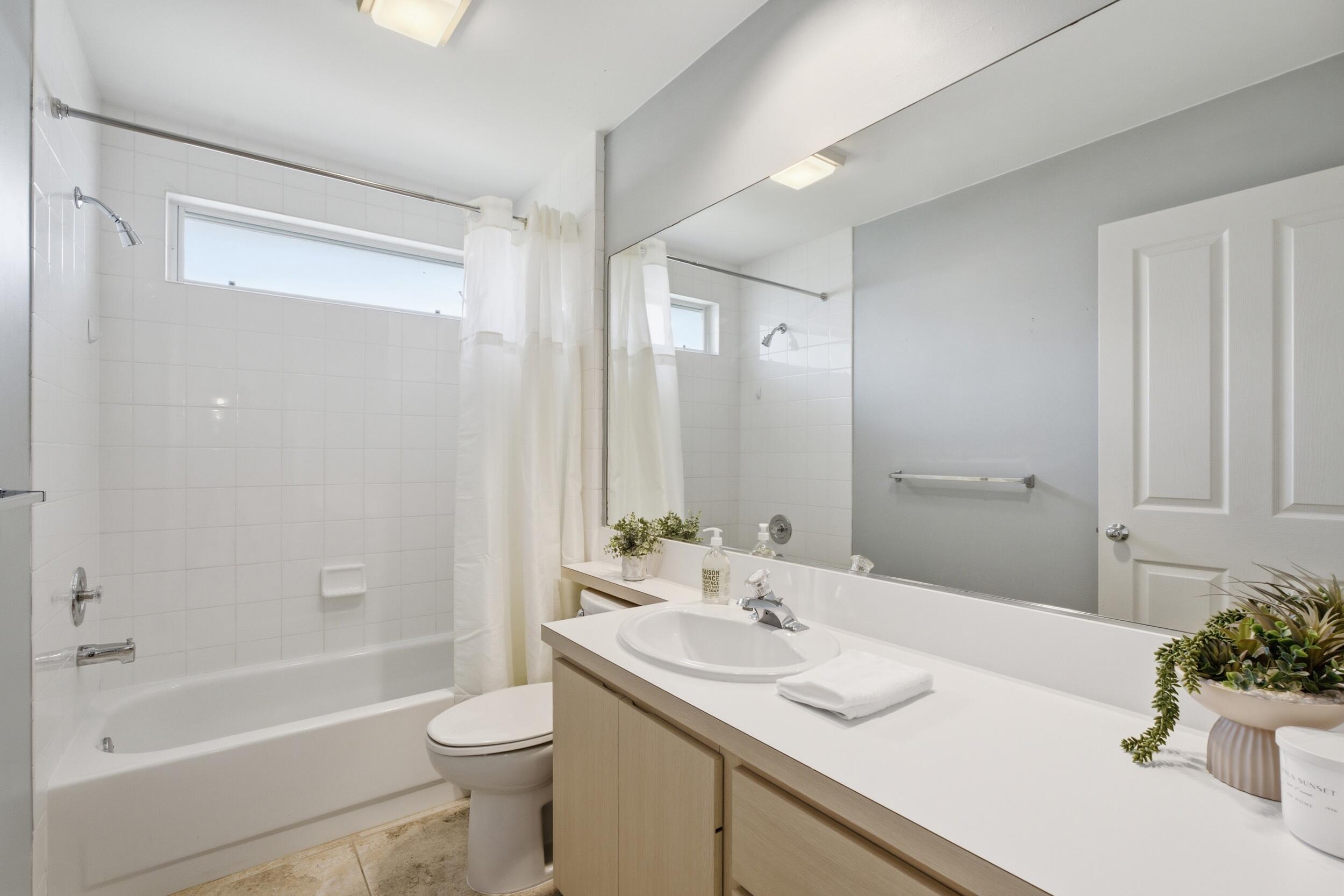 10701 Chapman Oak Court