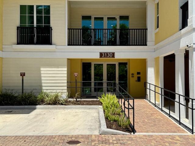 3130 W Latitude Circle 404