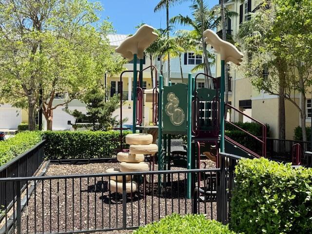 225 S Latitude Circle Unit 204