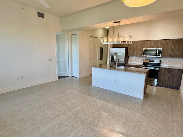225 S Latitude Circle Unit 204