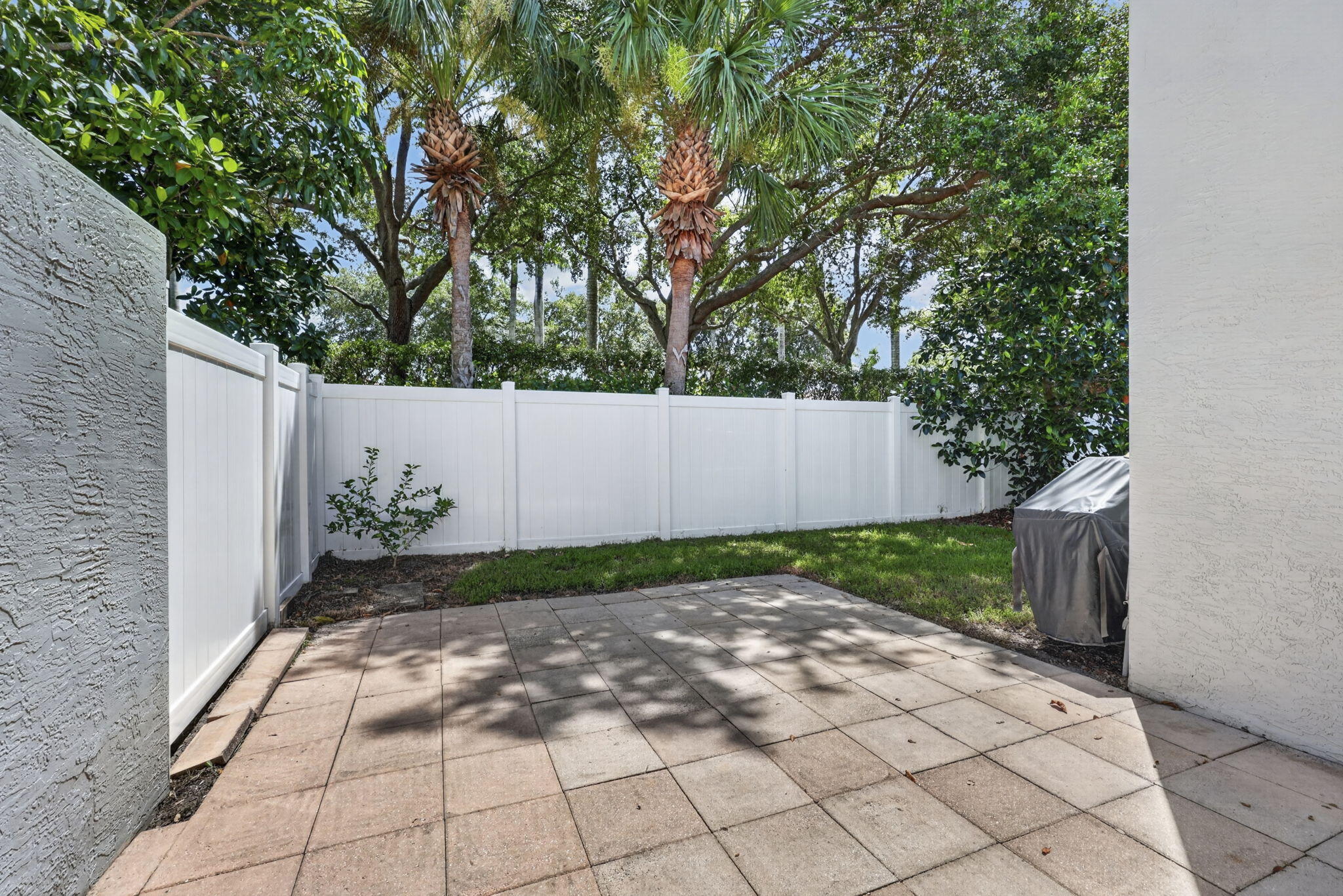 5088 NORTHERN LIGHTS Drive