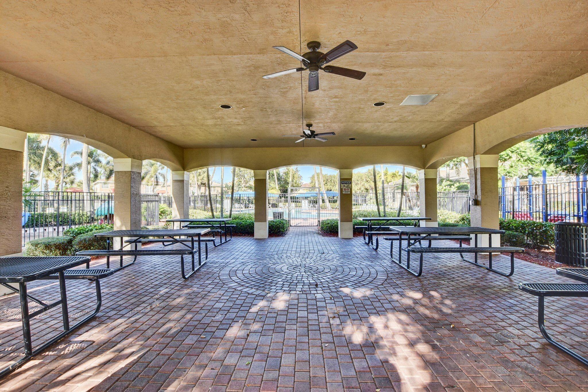 5088 NORTHERN LIGHTS Drive