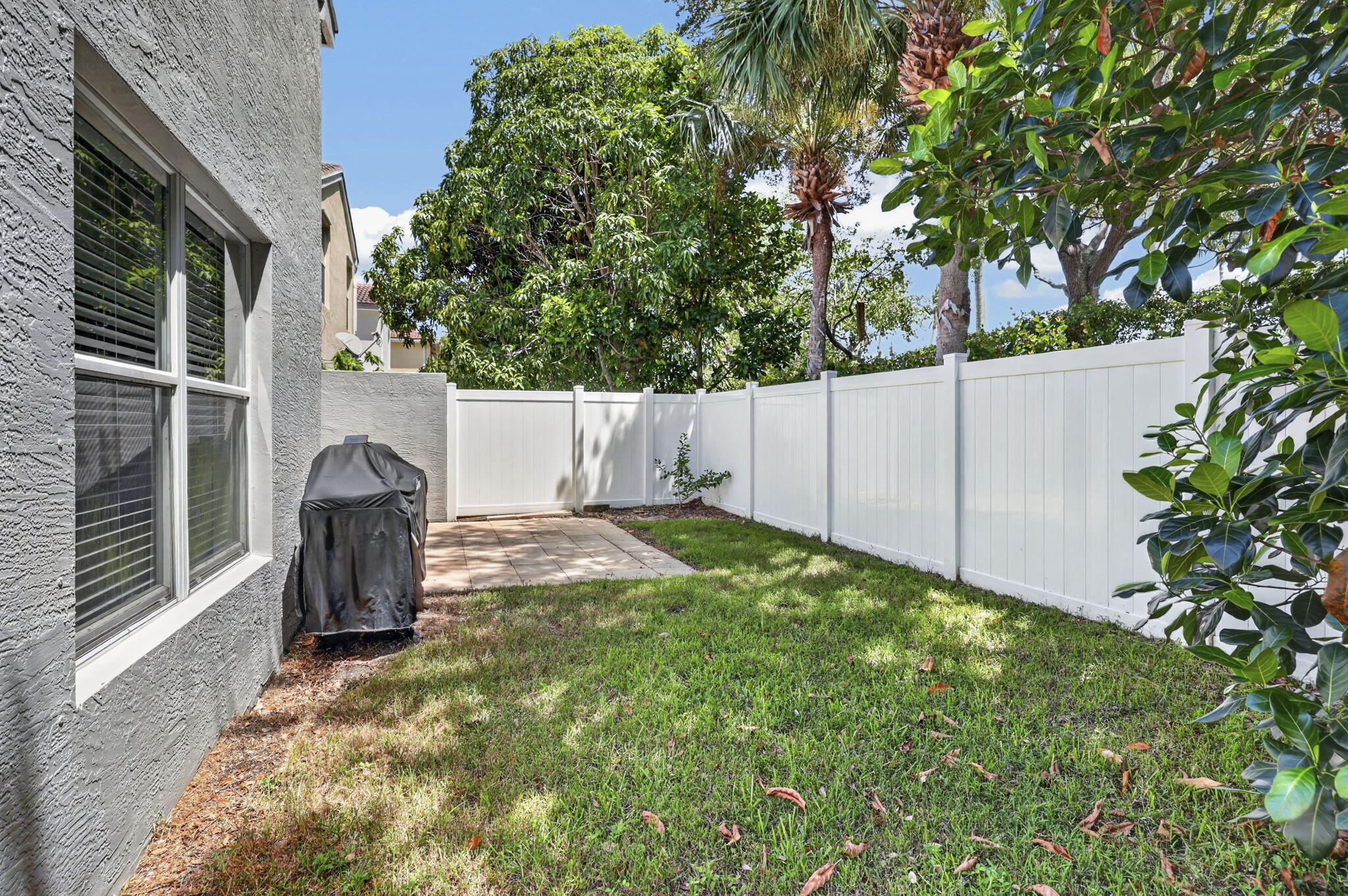 5088 NORTHERN LIGHTS Drive