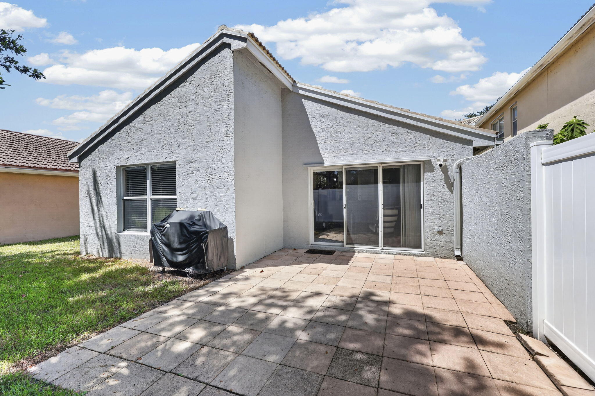 5088 NORTHERN LIGHTS Drive