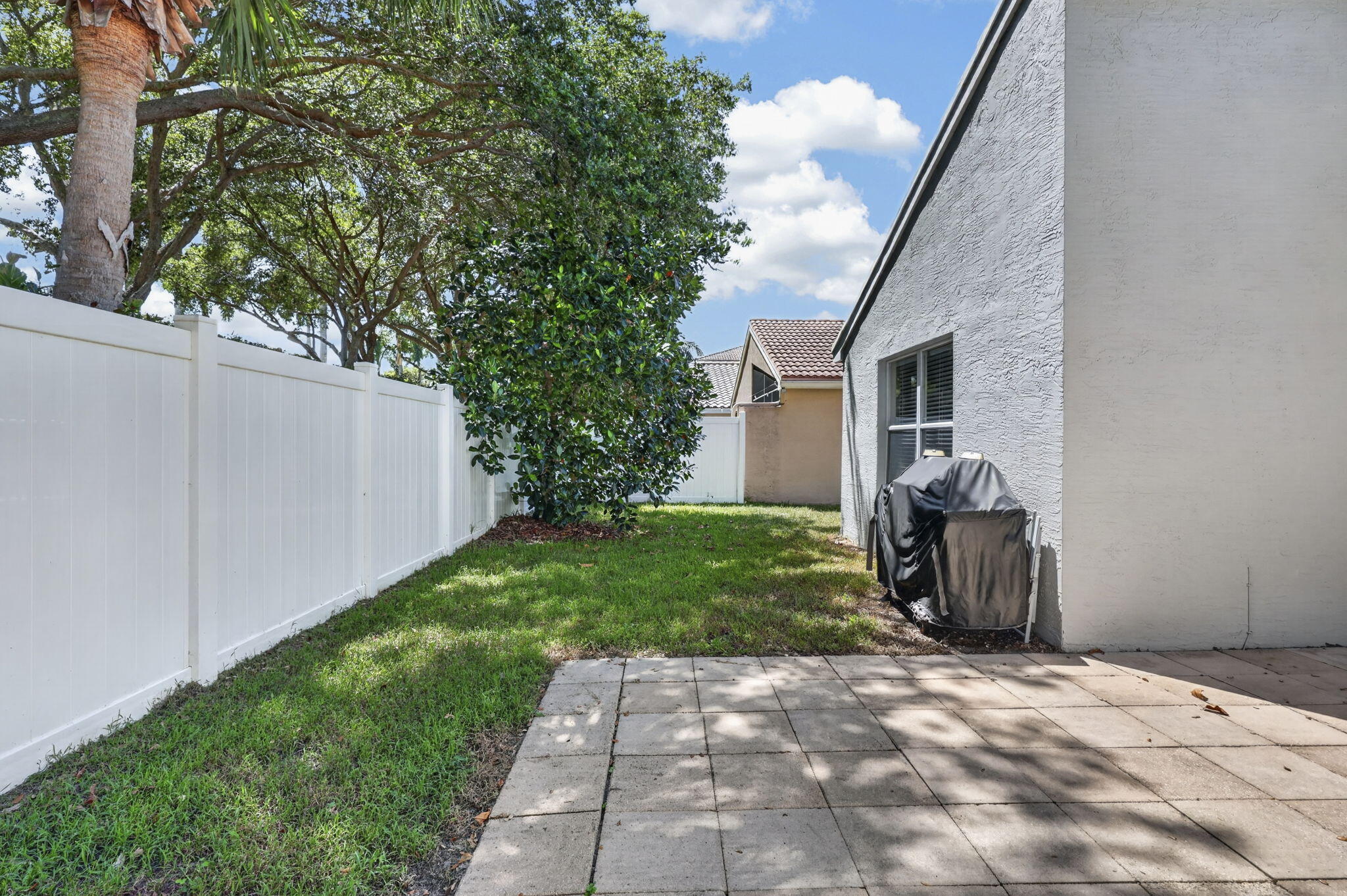 5088 NORTHERN LIGHTS Drive
