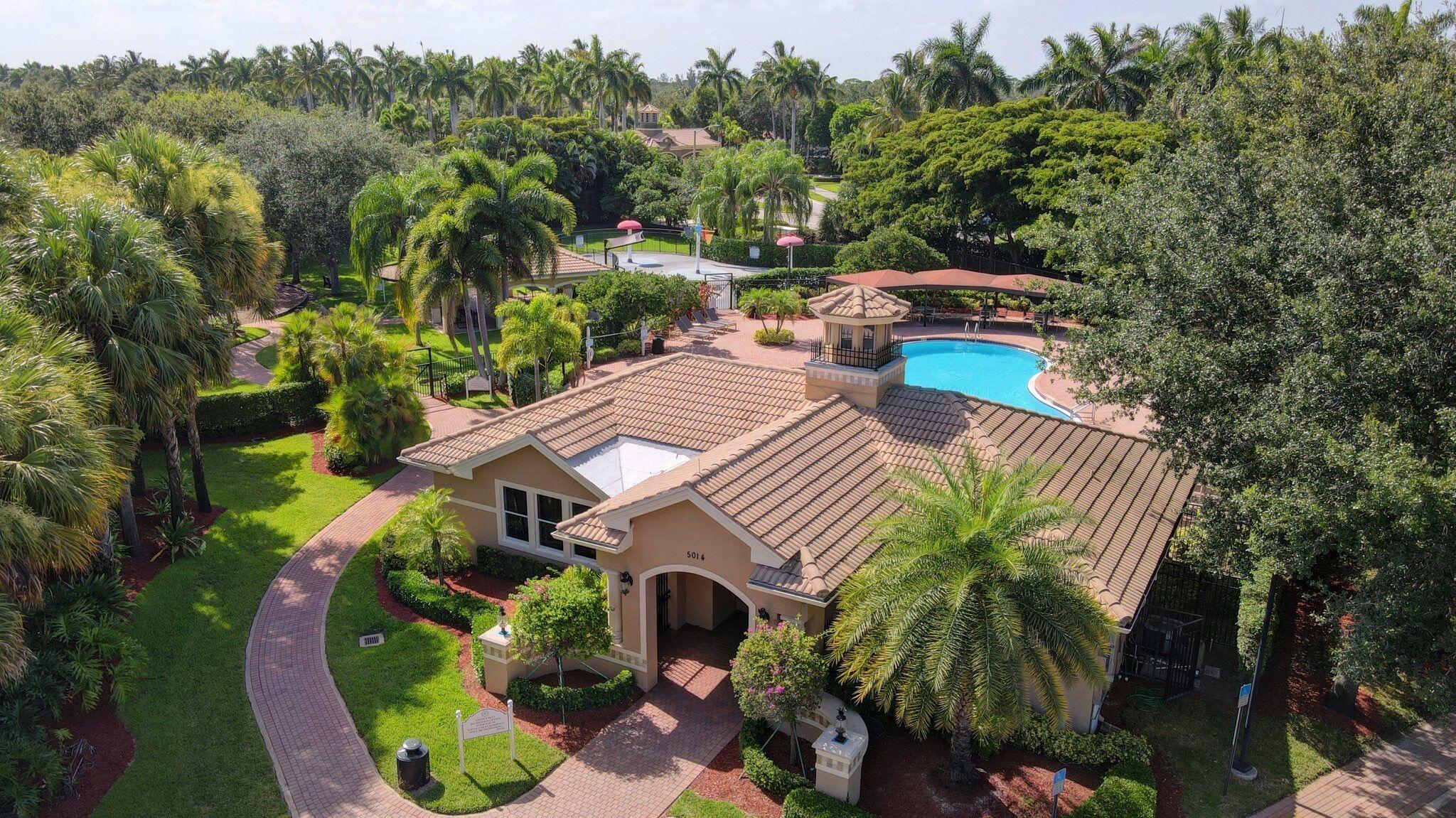 5088 NORTHERN LIGHTS Drive