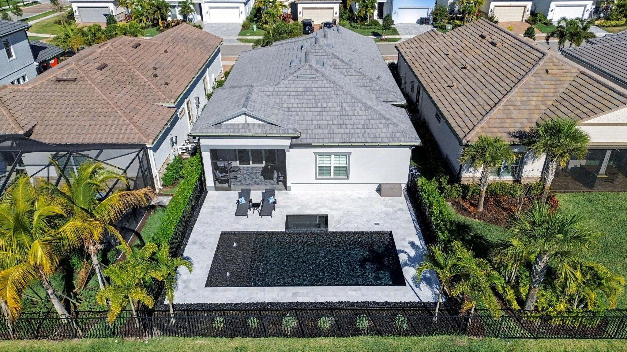 10370 Northbrook Circle