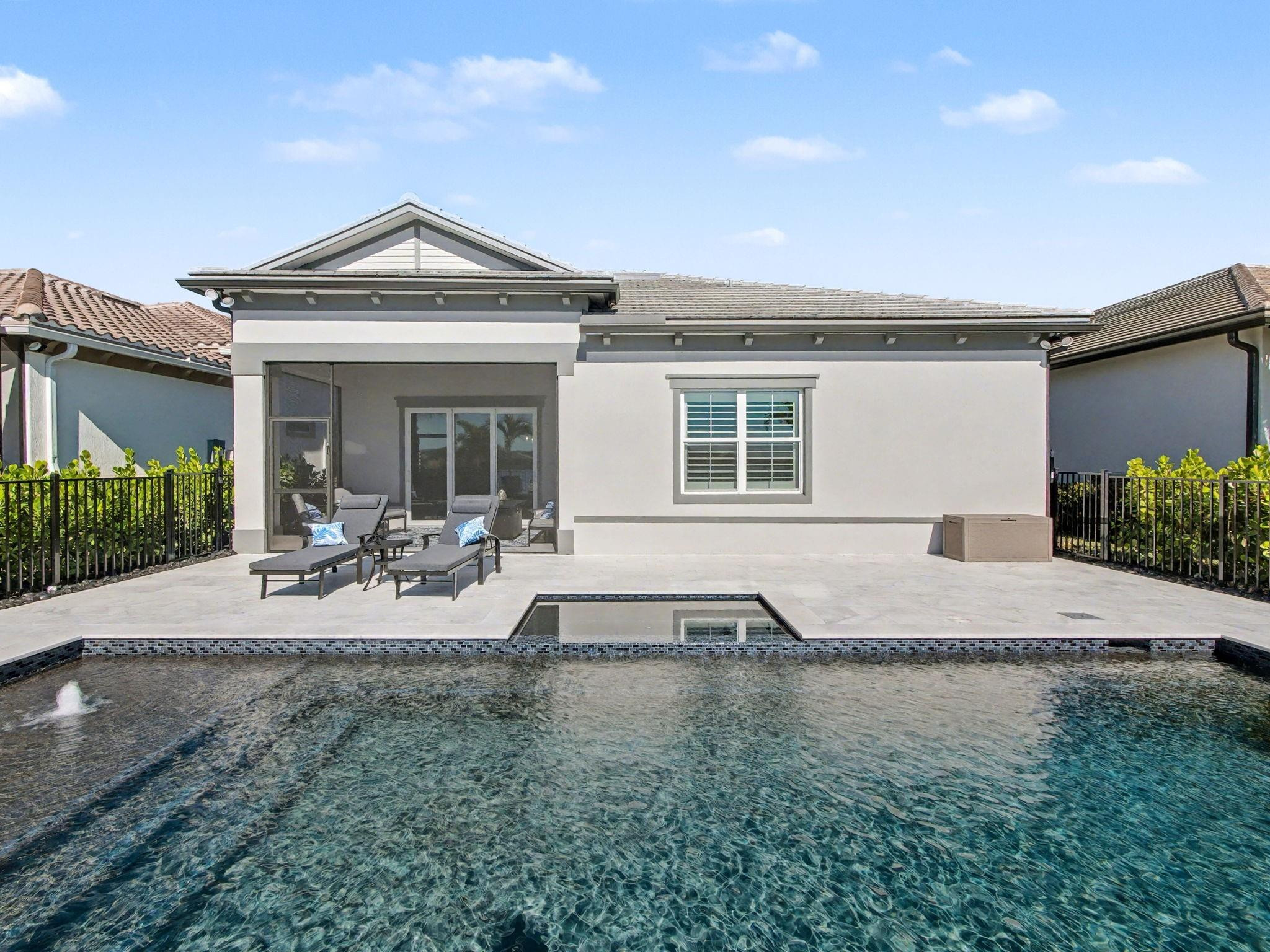 10370 Northbrook Circle