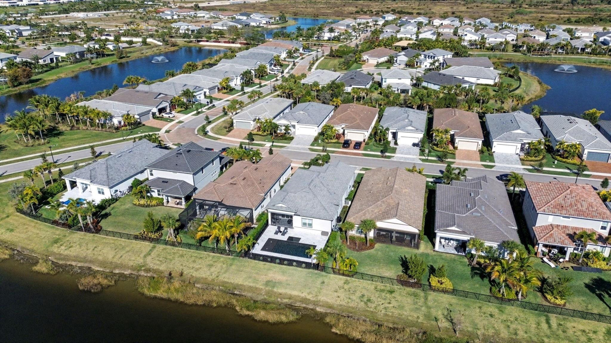10370 Northbrook Circle
