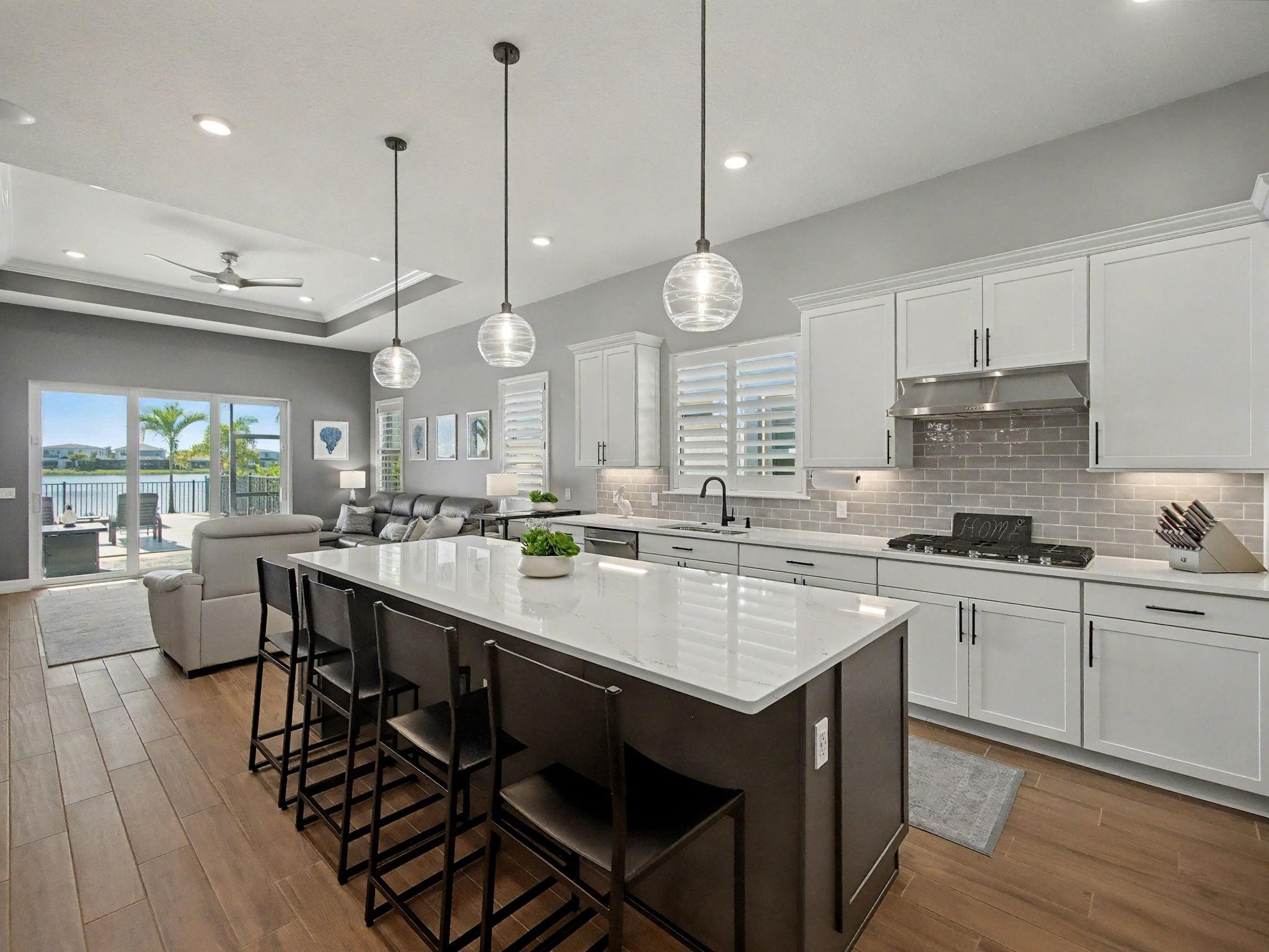 10370 Northbrook Circle