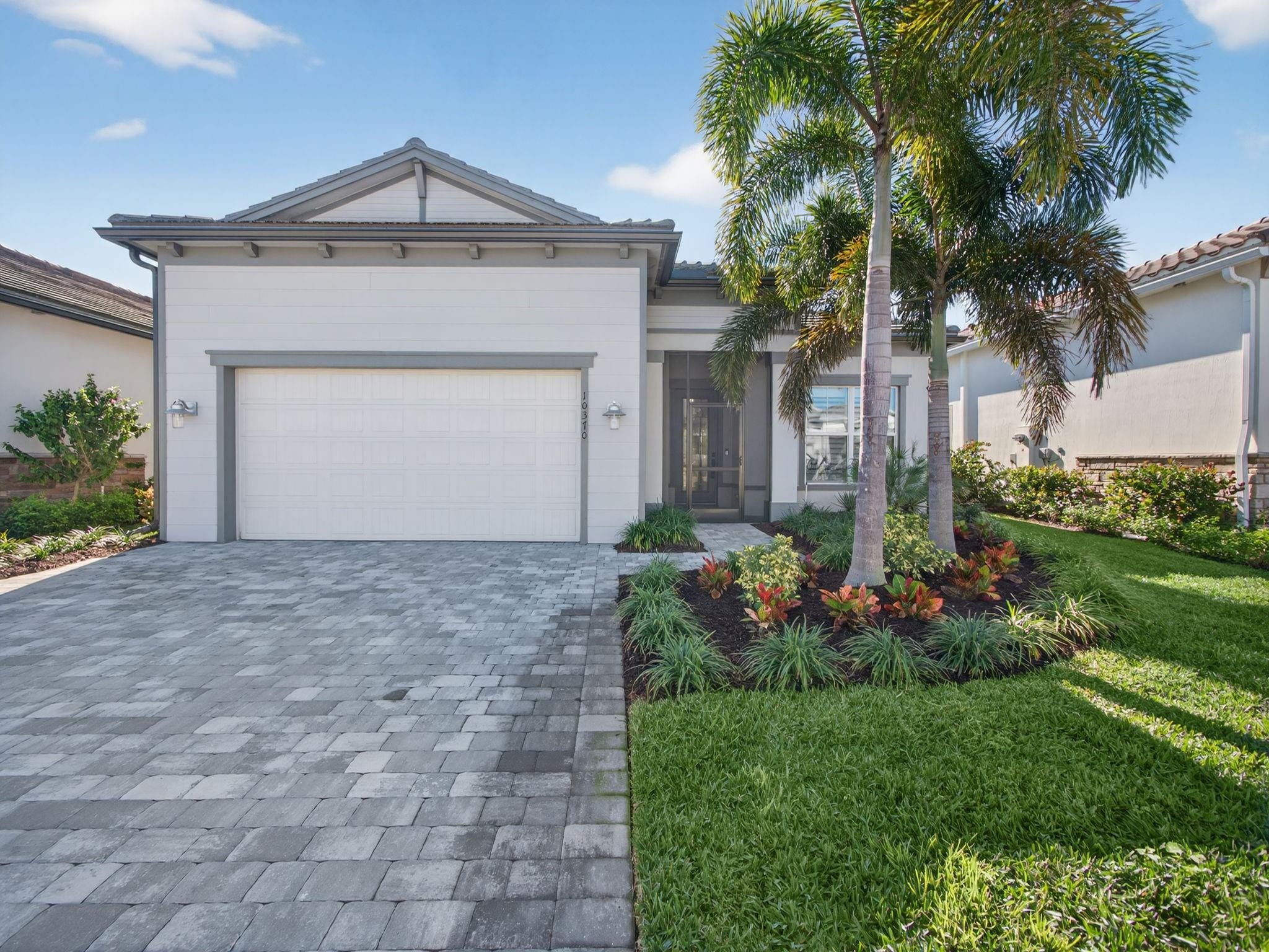 10370 Northbrook Circle