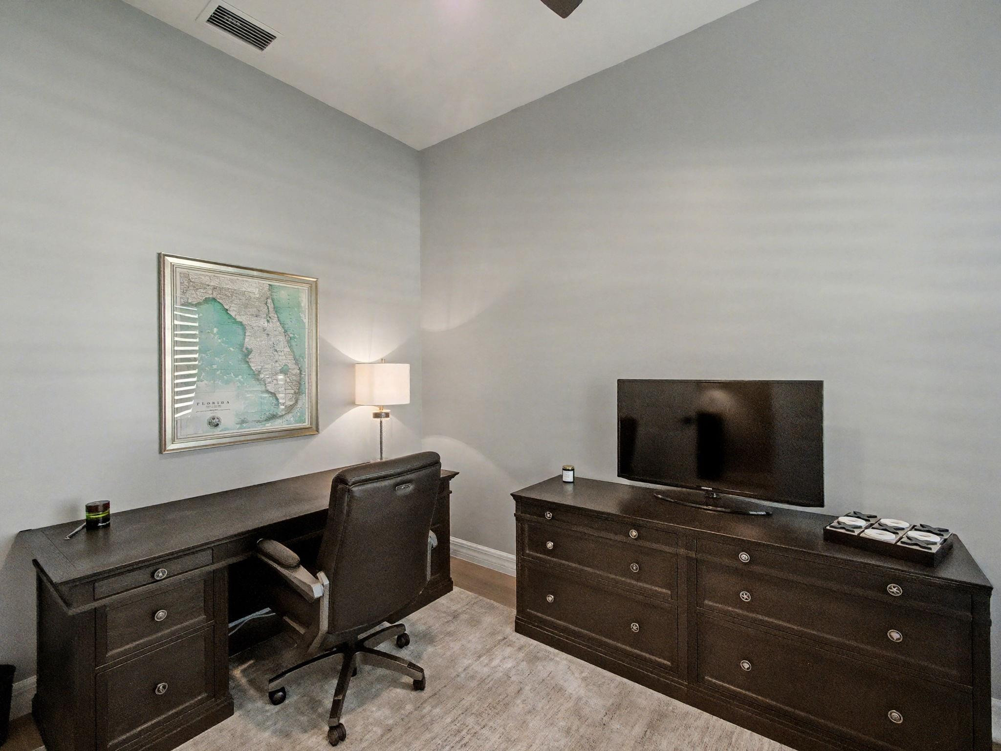 10370 Northbrook Circle