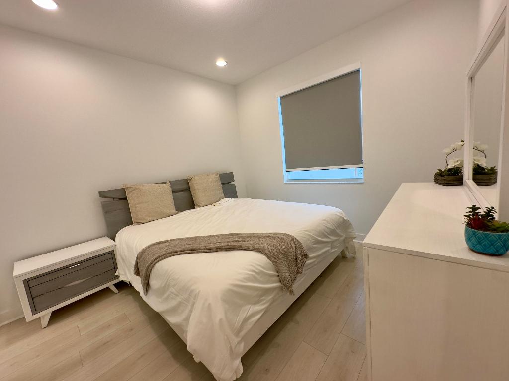 5052 Grandiflora Road Casita