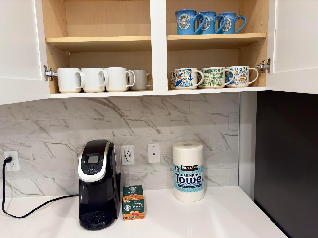 5052 Grandiflora Road Casita