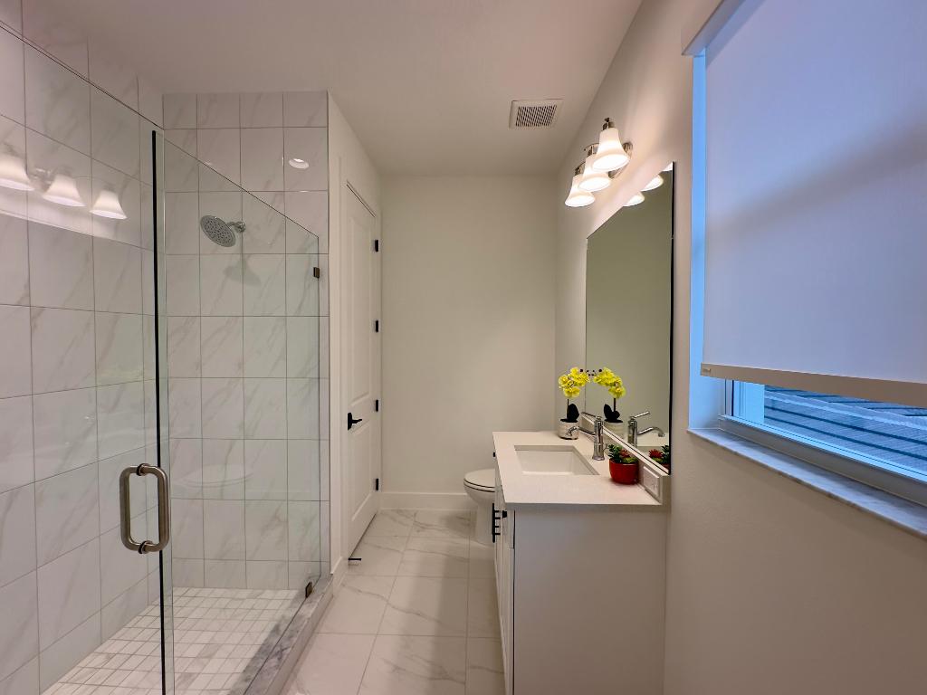 5052 Grandiflora Road Casita