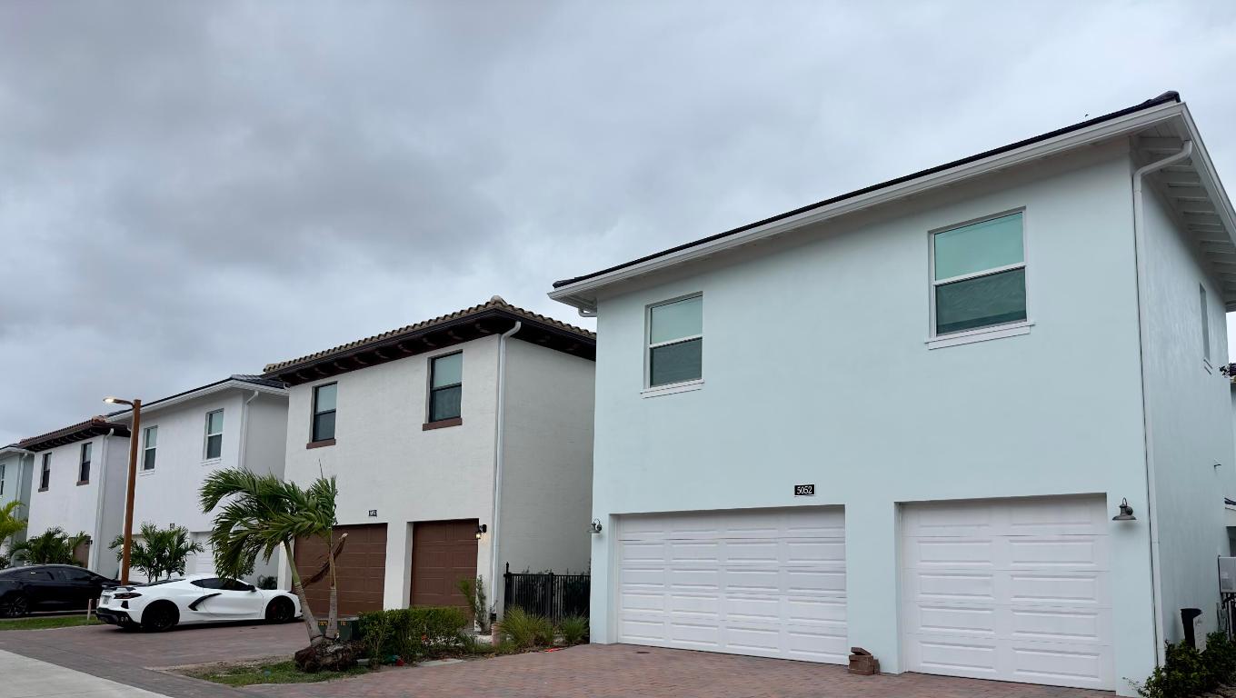 5052 Grandiflora Road Casita