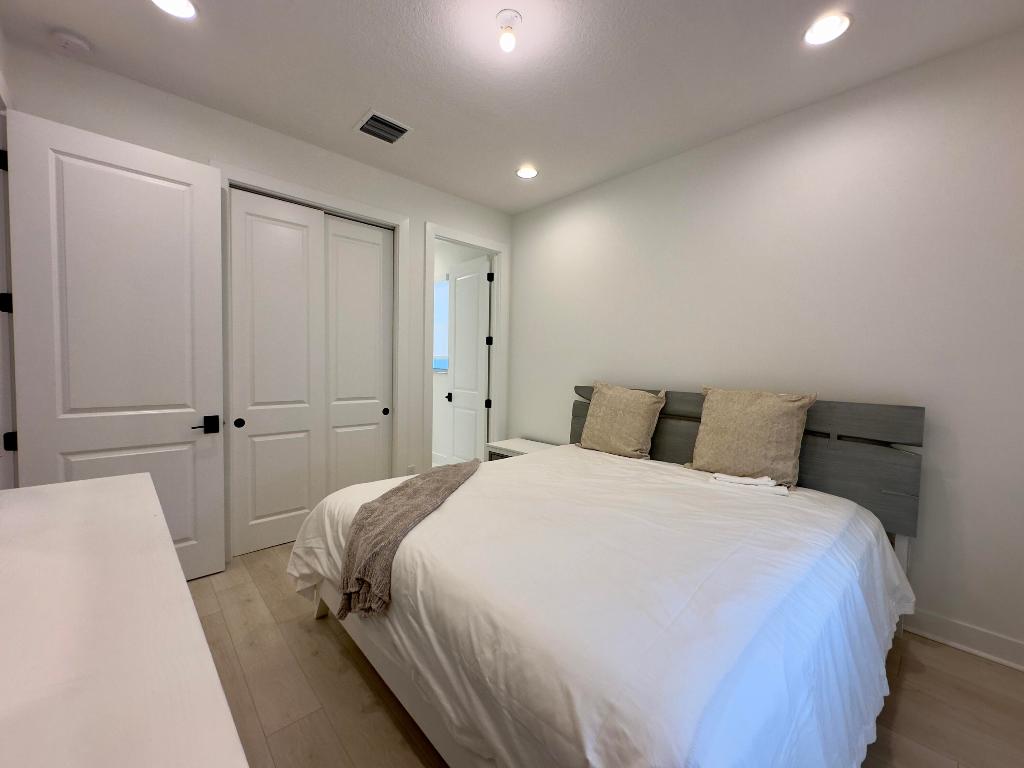 5052 Grandiflora Road Casita