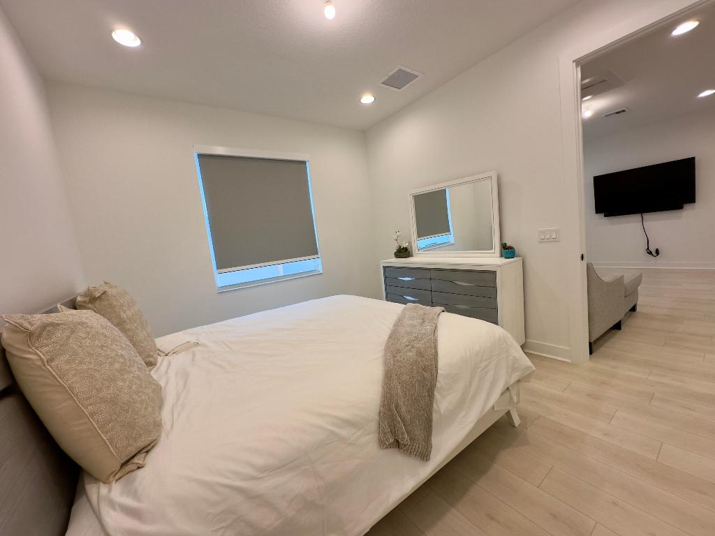 5052 Grandiflora Road Casita