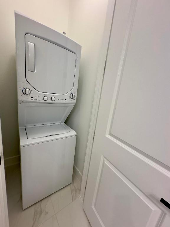 5052 Grandiflora Road Casita