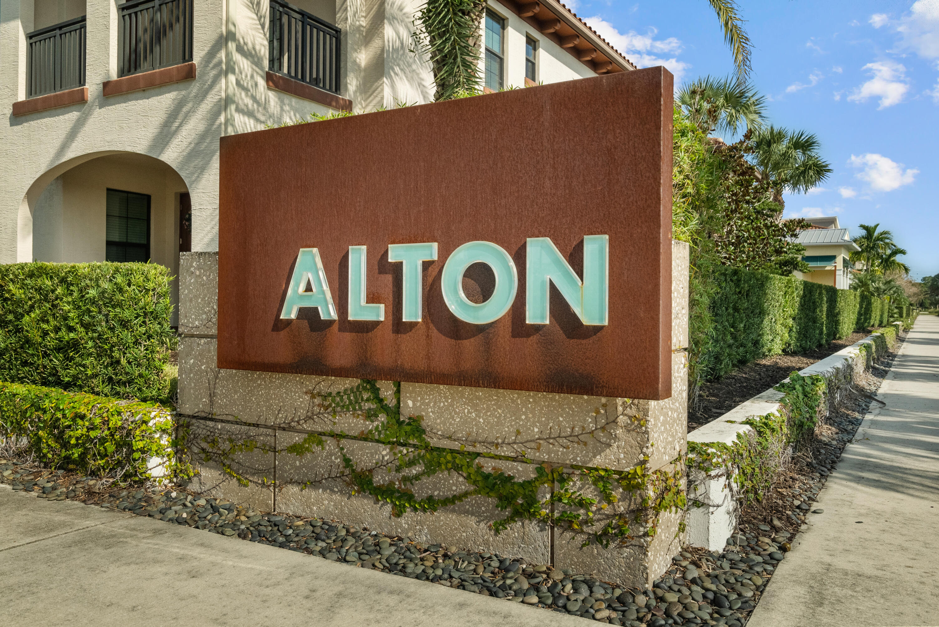 13371 Machiavelli Way