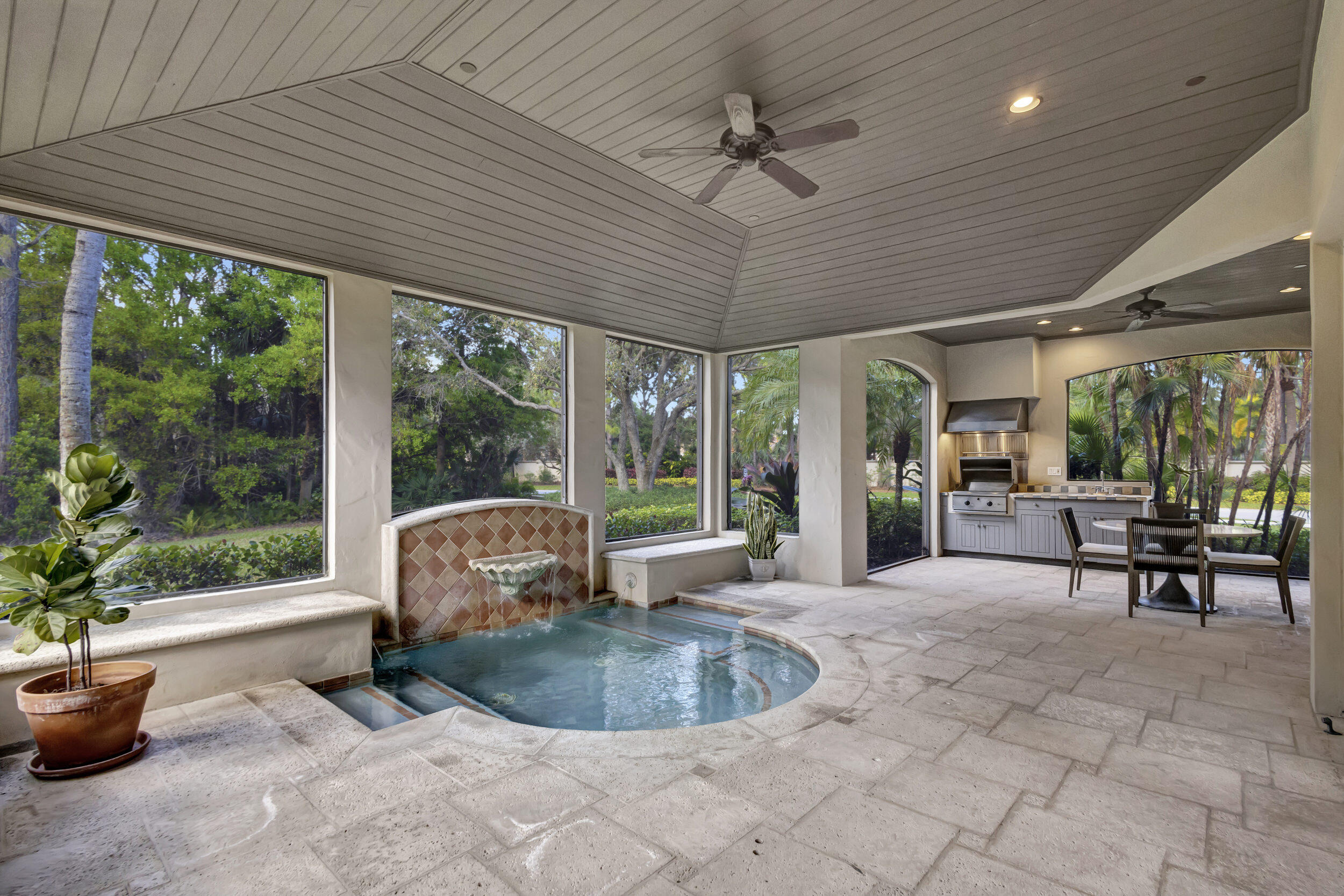 202 Royal Tern Court