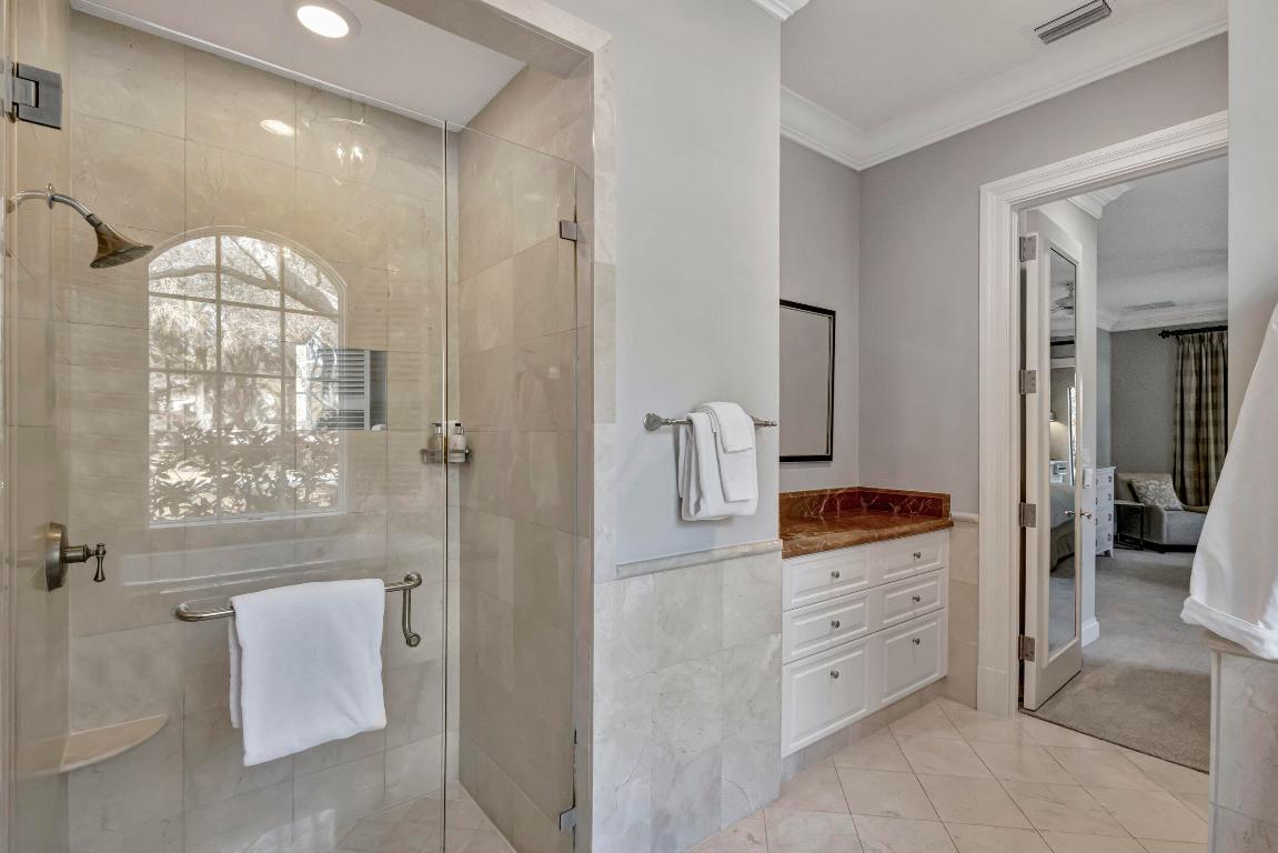 202 Royal Tern Court