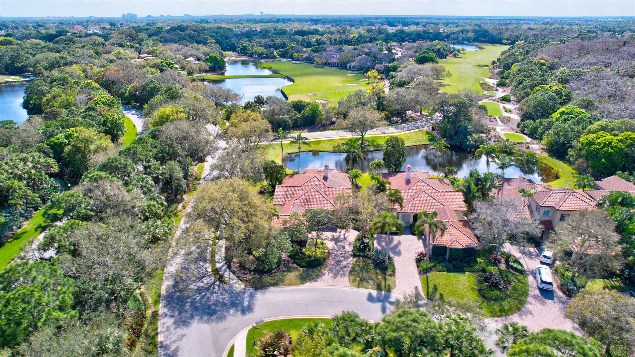 202 Royal Tern Court