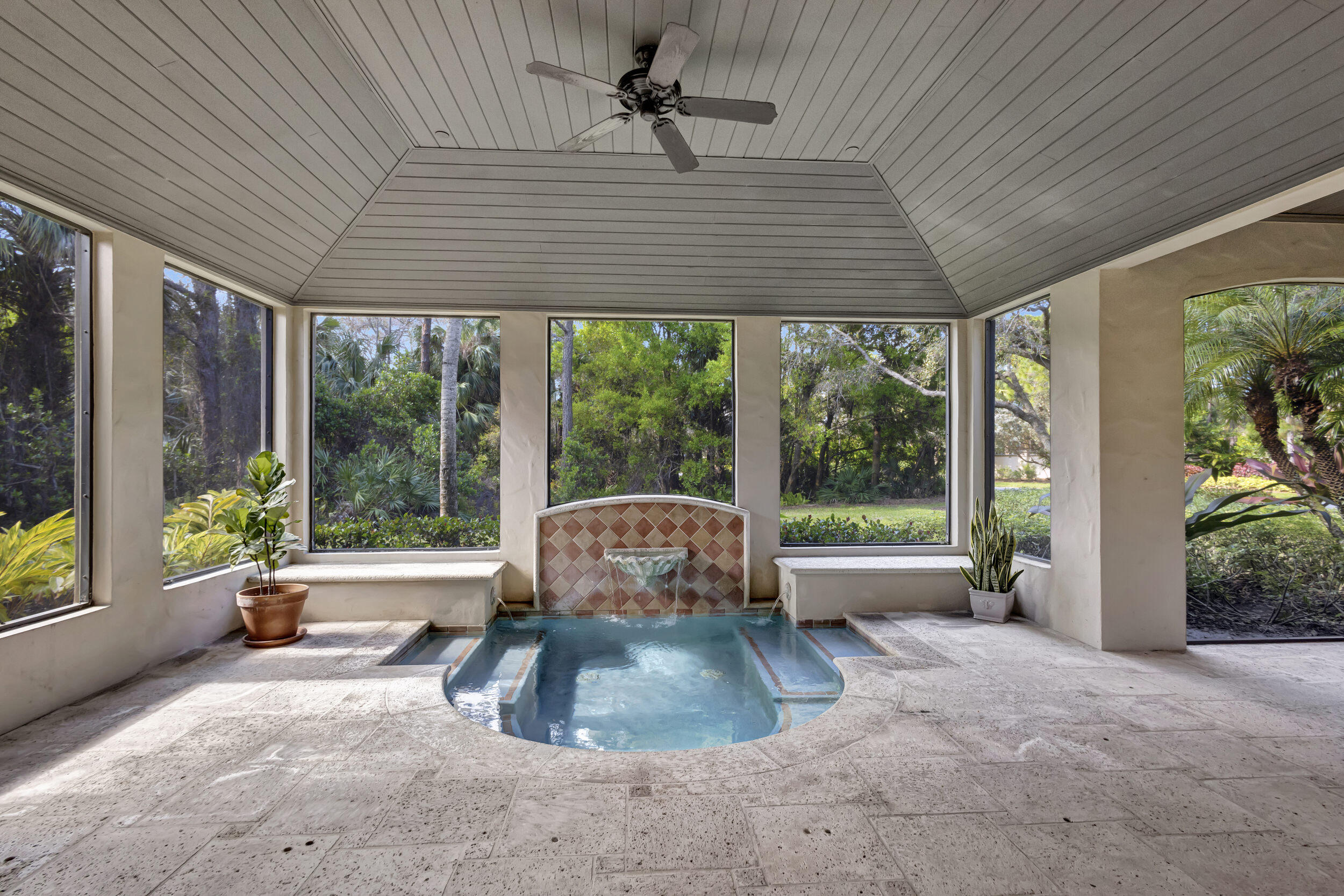 202 Royal Tern Court
