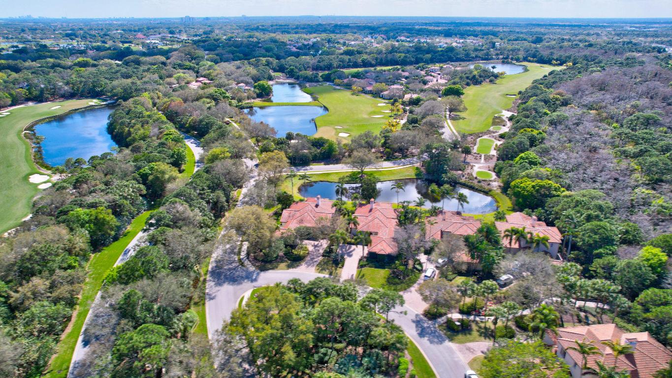 202 Royal Tern Court