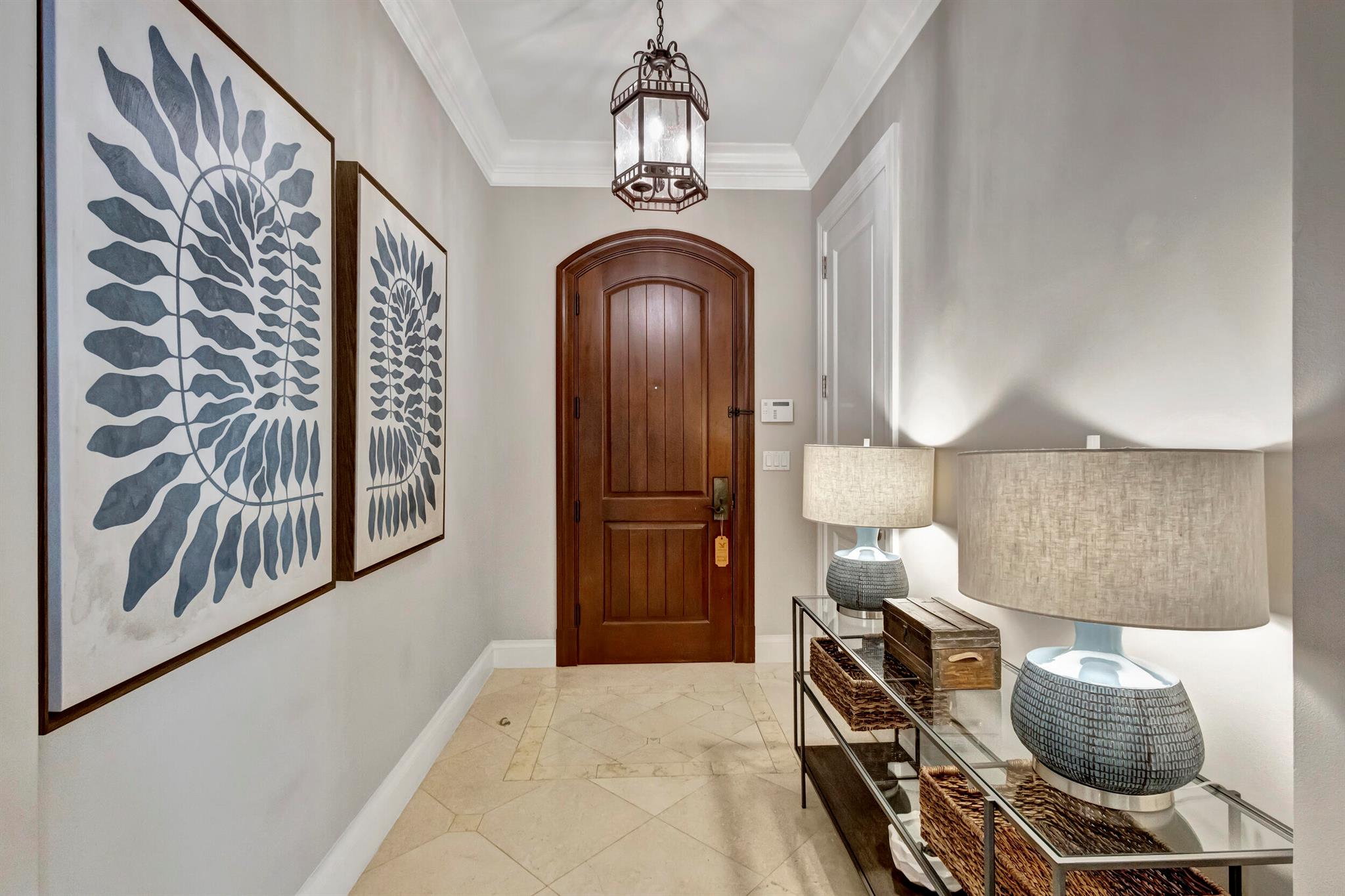 202 Royal Tern Court