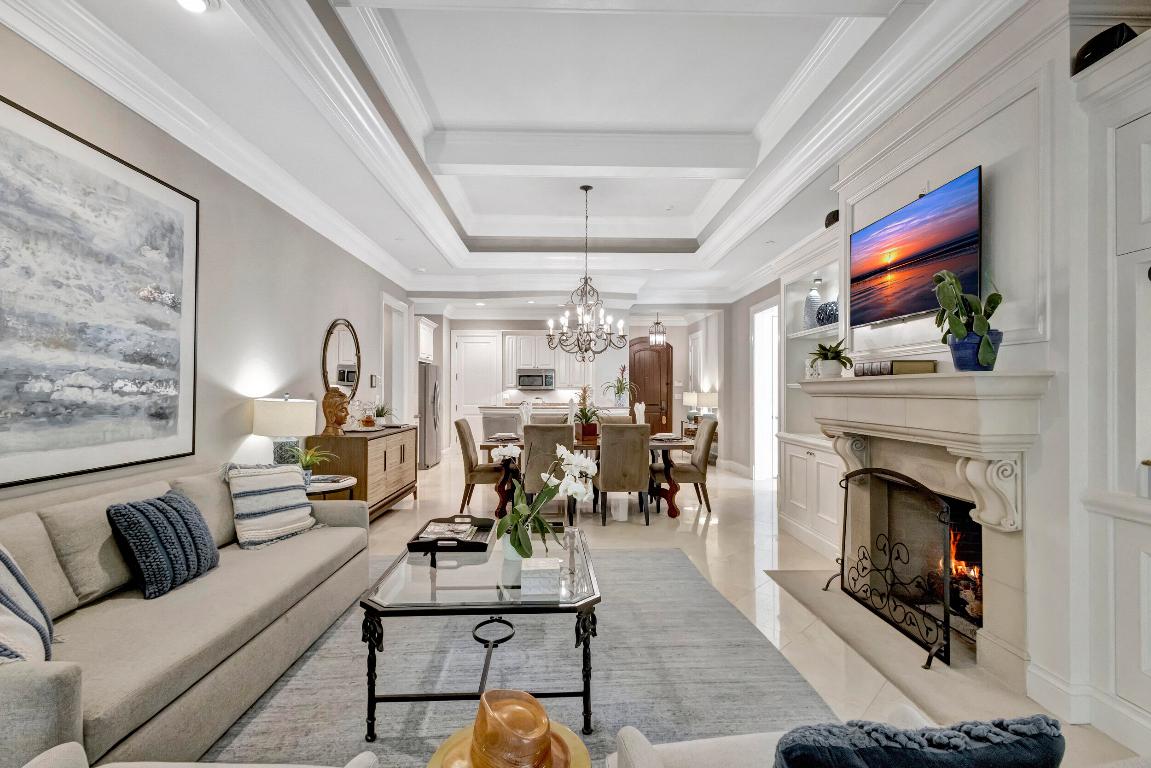 202 Royal Tern Court