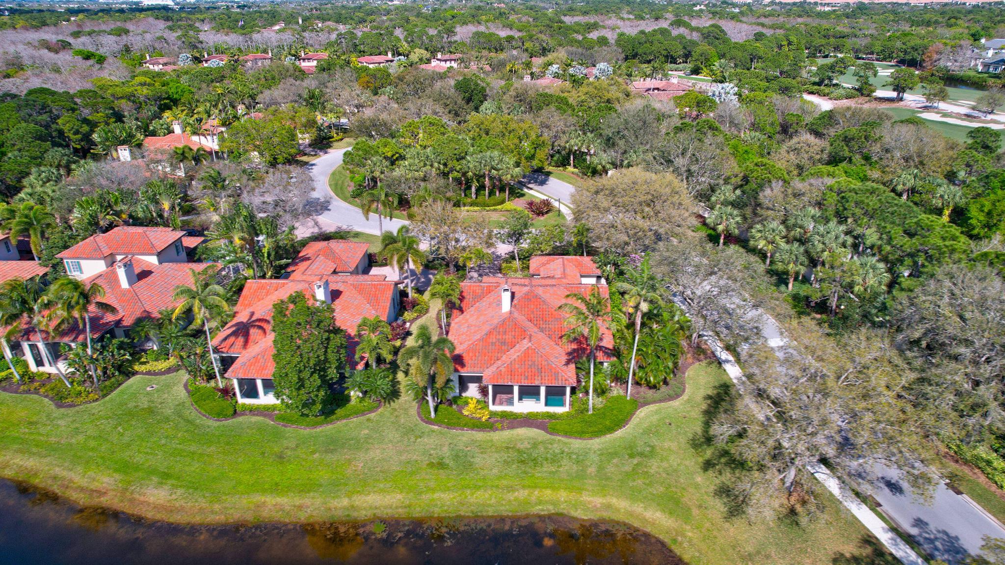 202 Royal Tern Court