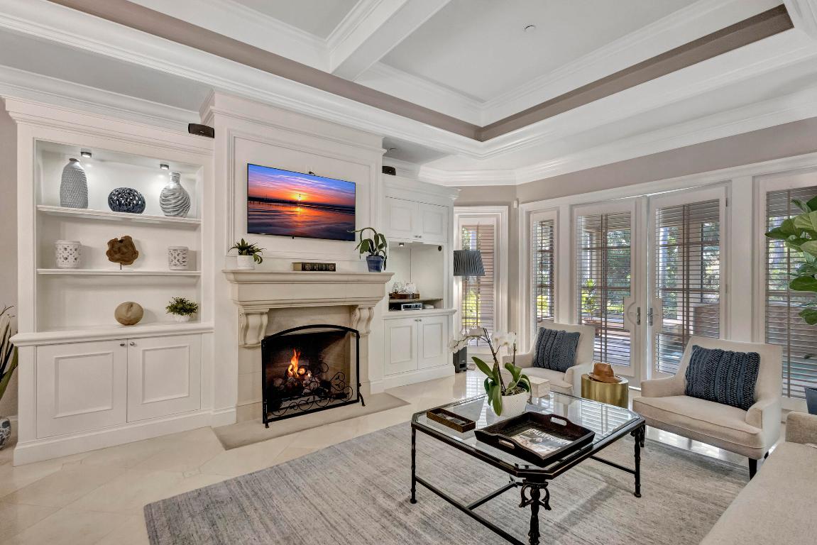 202 Royal Tern Court