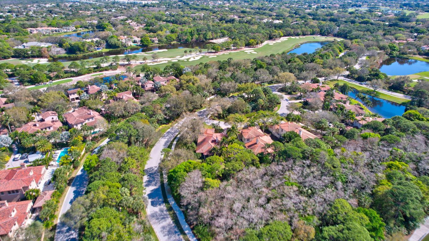 202 Royal Tern Court