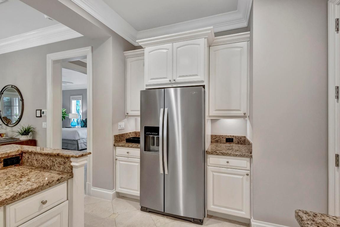 202 Royal Tern Court