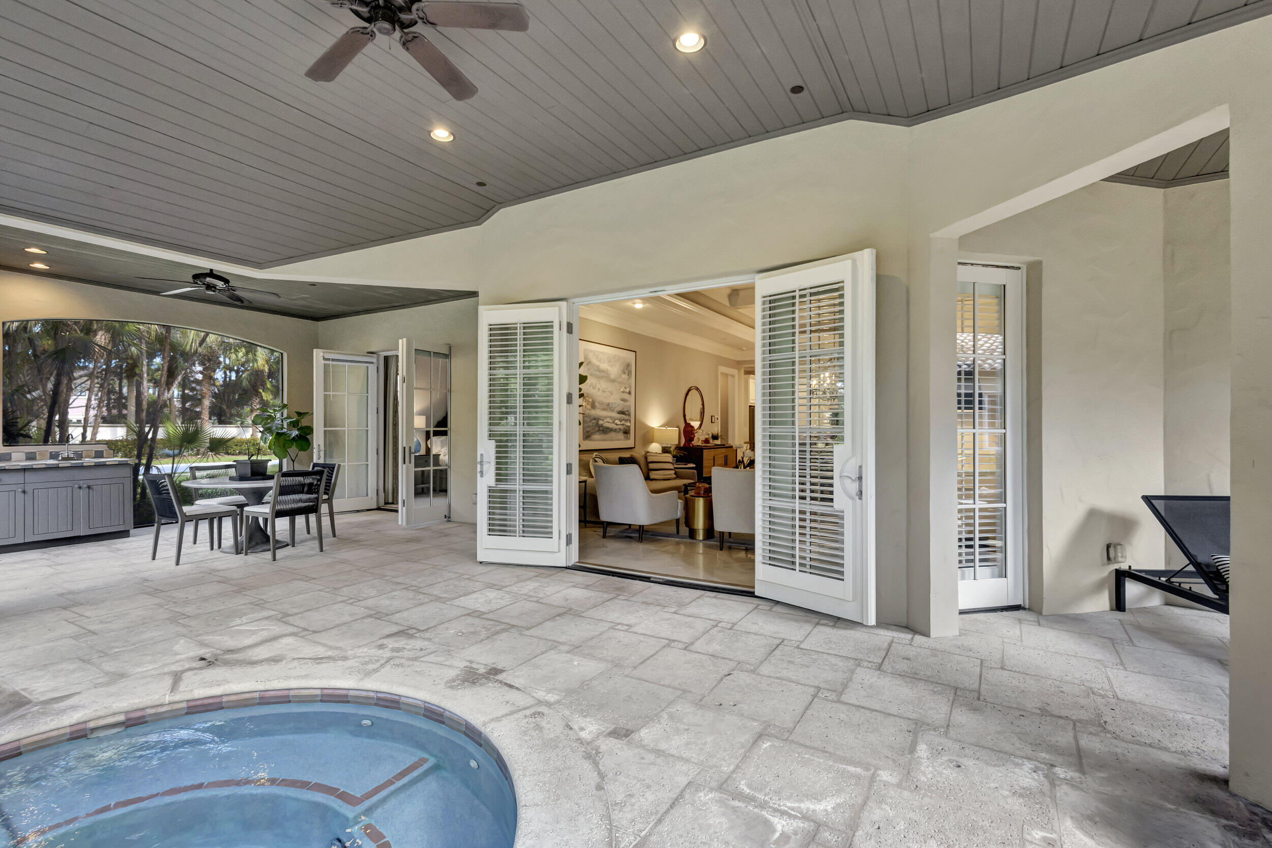 202 Royal Tern Court