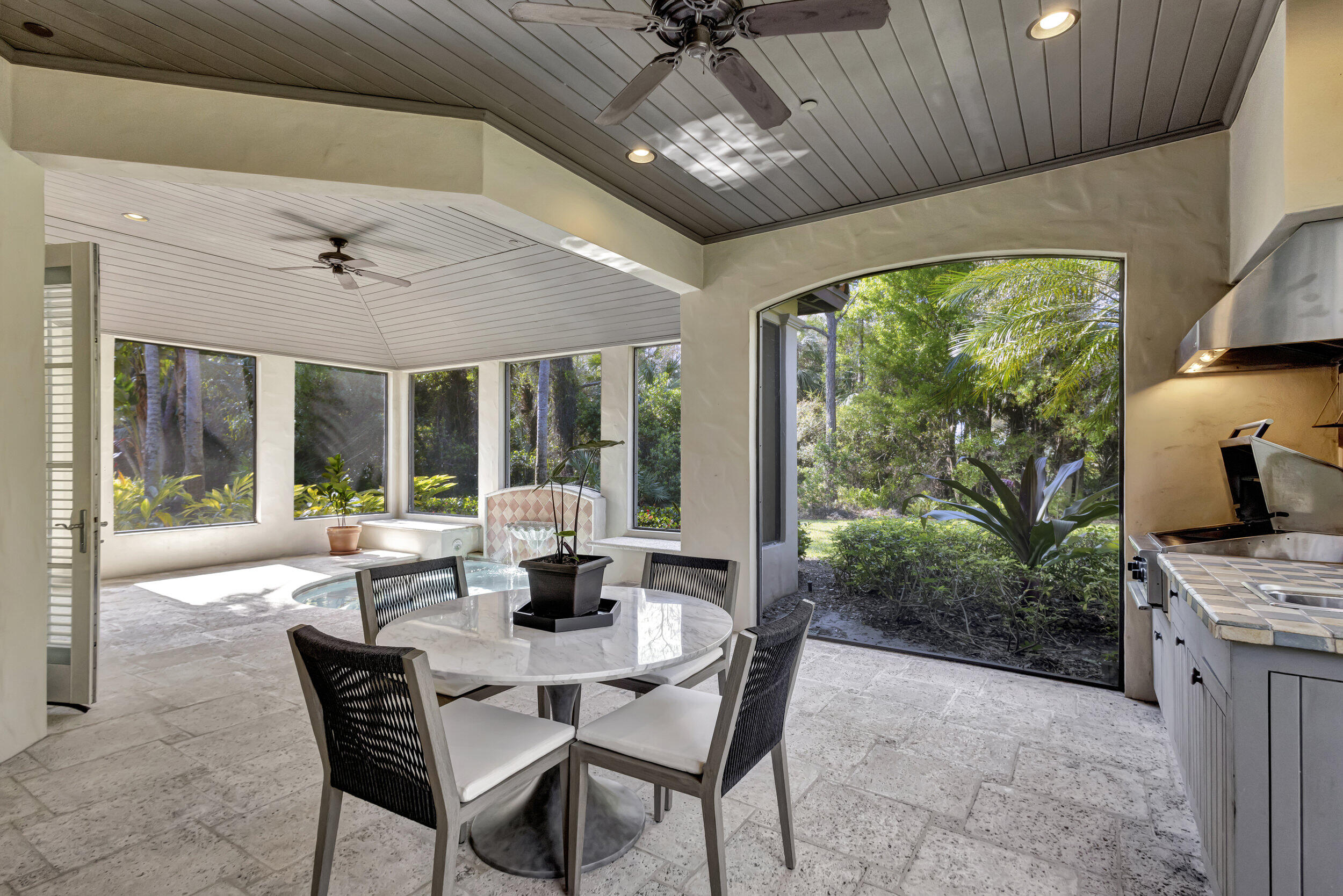 202 Royal Tern Court