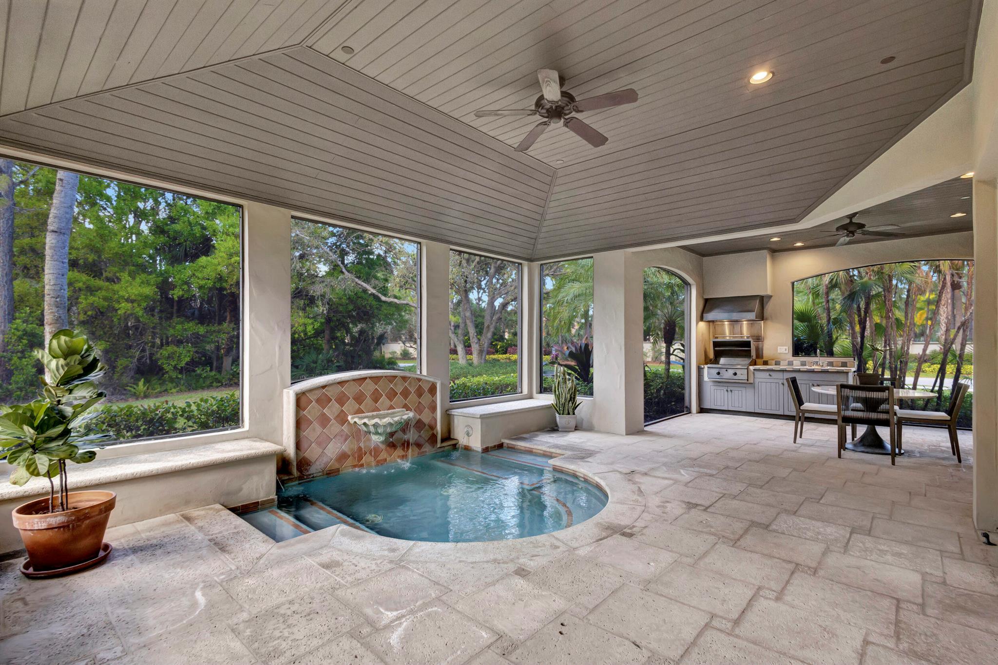 202 Royal Tern Court